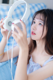 老妇乱子国语视频播放